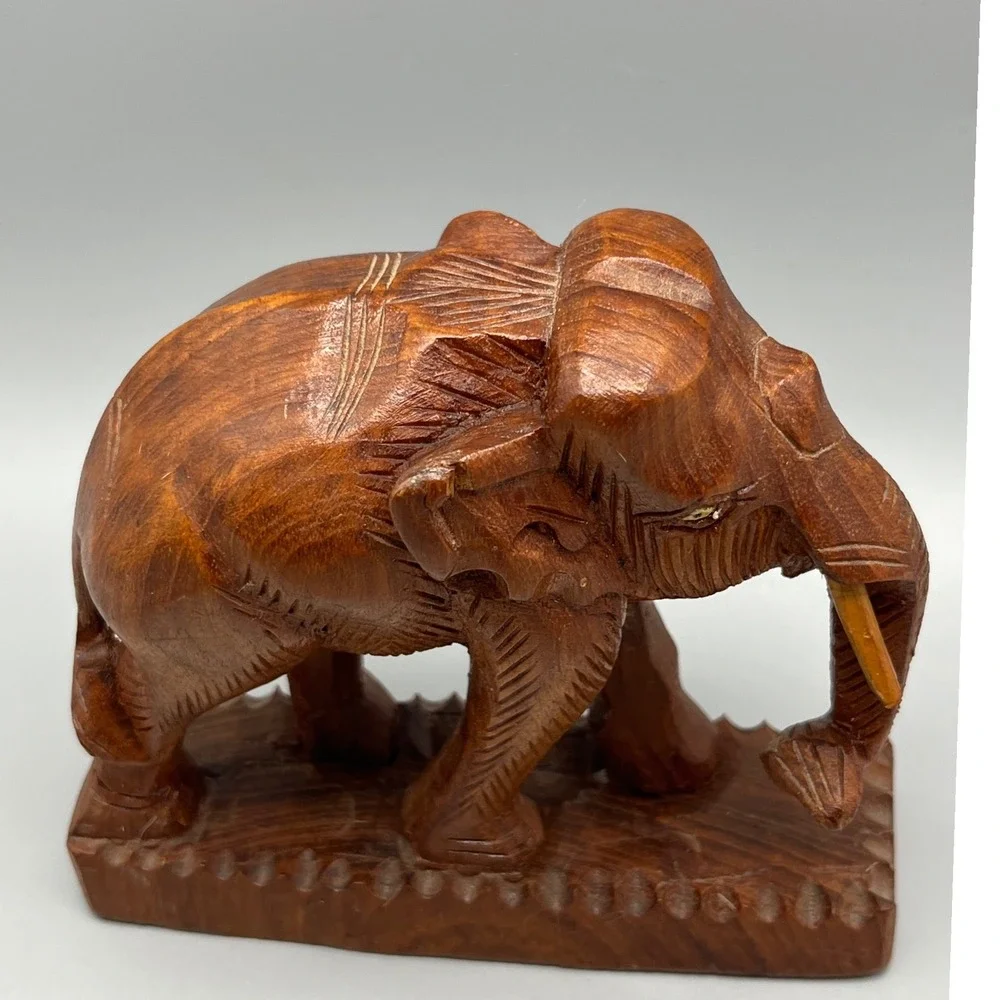 Vintage Hand Carved Solid Wooden Elephant 5.5x‎ 5
